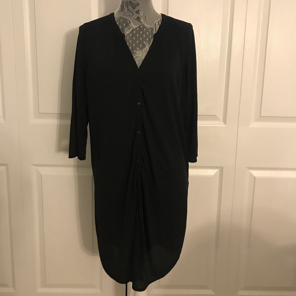 Black quarter sleeve tunic